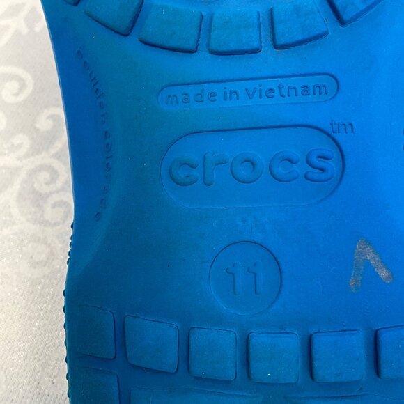 Crocs Classic #10001 Blue Size 11 Mens Lightweight Casual Slip-On Shoes - Picture 4 of 9